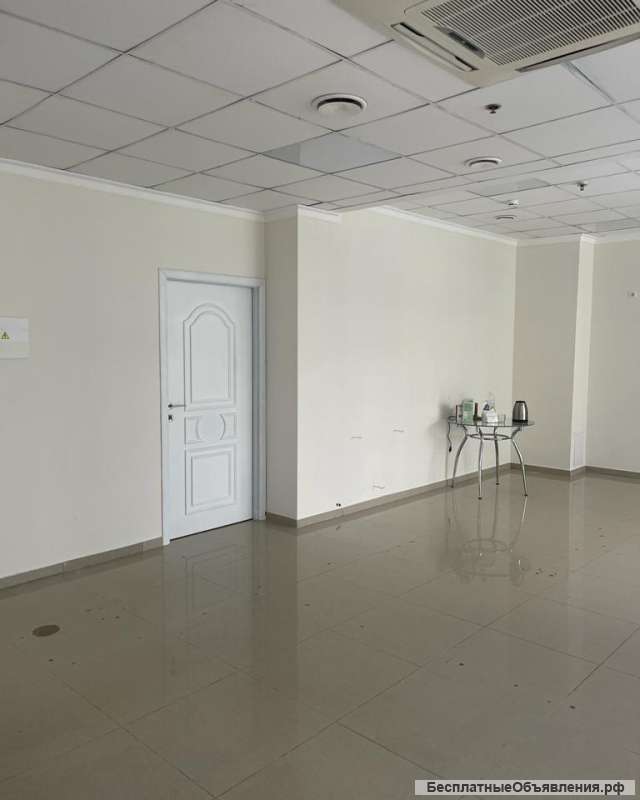 Офис, 65 м² в центре Адлера