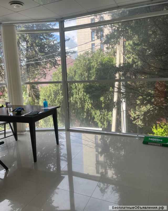 Офис, 65 м² в центре Адлера