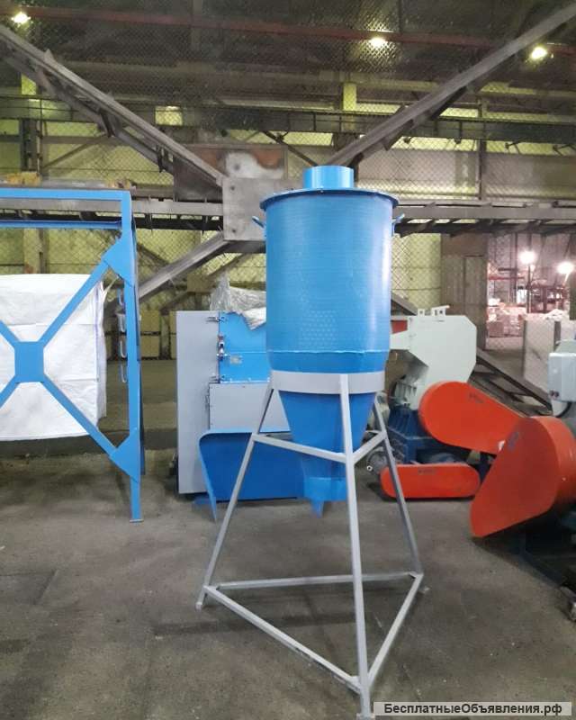 Циклон с треногой Ц450-01 для загрузки биг-бэгов