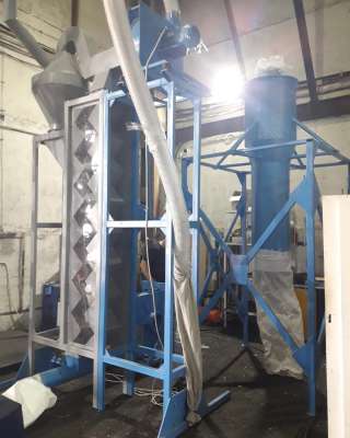 Воздушный разделитель фракций разной массы и плотности VR500