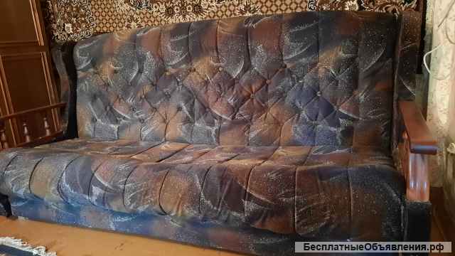 Комплект мягкой мебели б/у