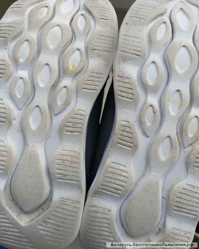 Кроссовки серые на девочку, р.26, б.у в хорошем состоянии