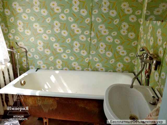 Дом в Центре села Пищики. Кирпич. Все коммуникации.