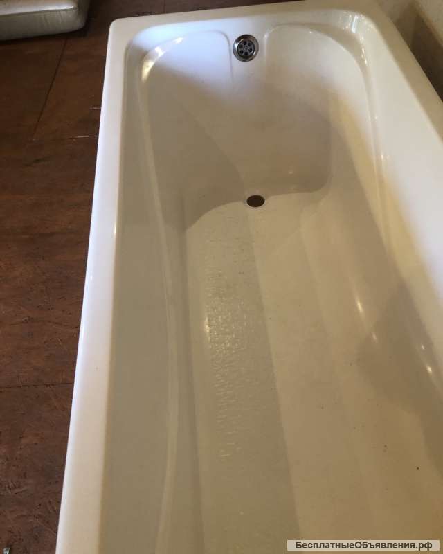 Ванна акриловая