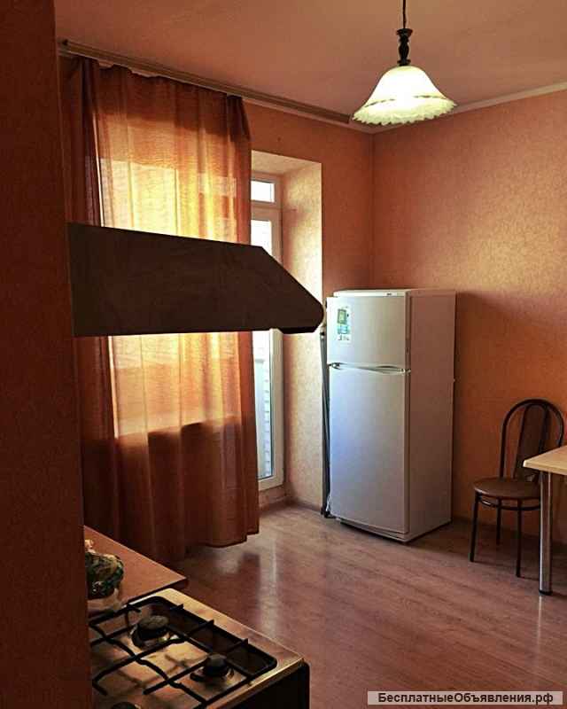 Сдаю 1к.кв. ул. Текучева 9/10кирп. 47м. ремонт