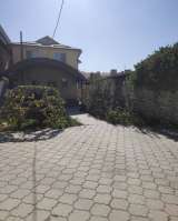 2-этажный дом, участок - 4 сотки, с. Орто-Сай, б/п