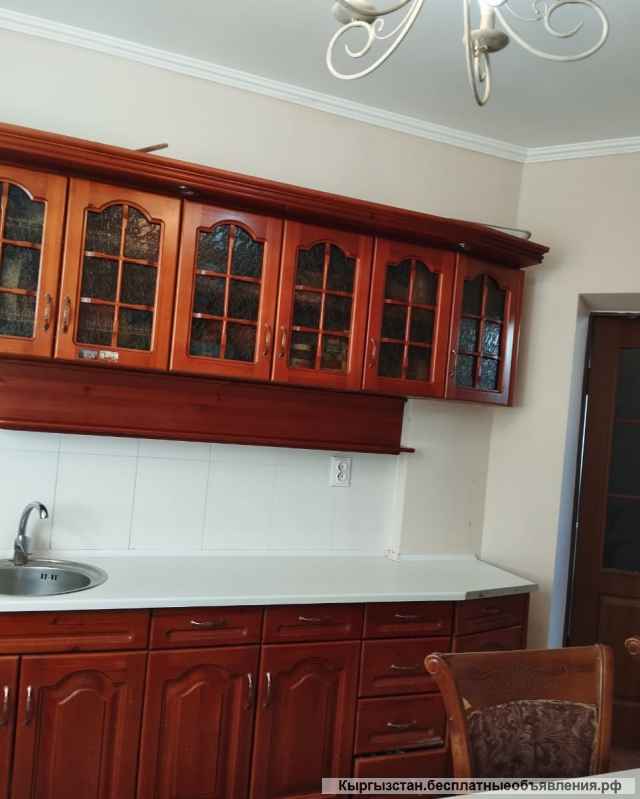 2-этажный дом, участок - 4 сотки, с. Орто-Сай, б/п