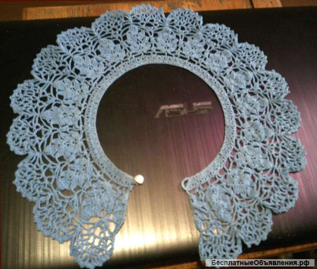 Воротник голубой