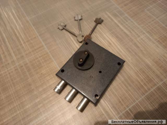 Замок гаражный. Есть разные