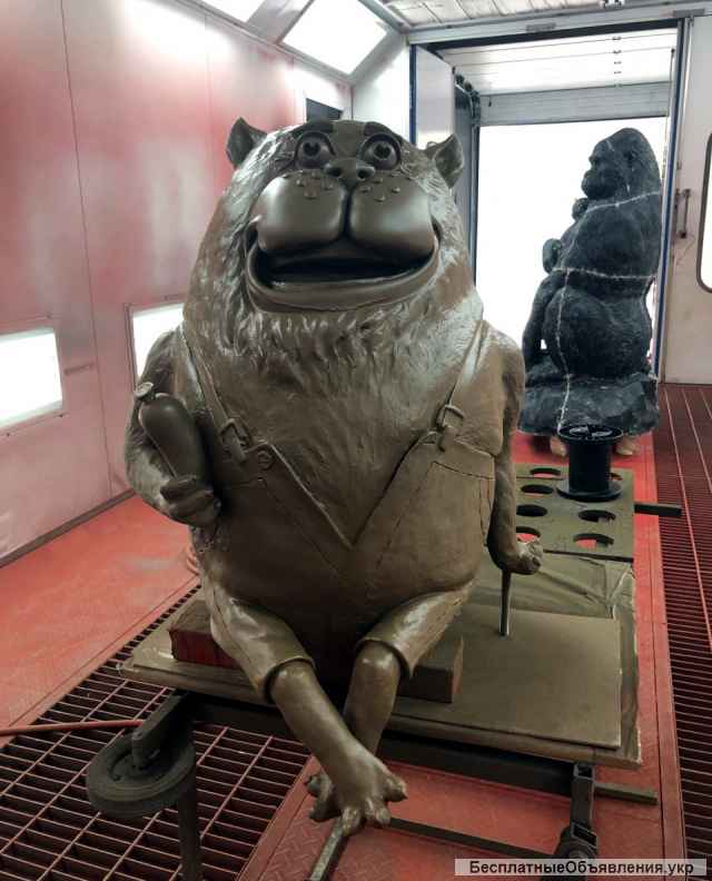 Бронзовая скульптура кот из мультфильма о попугае Кеше