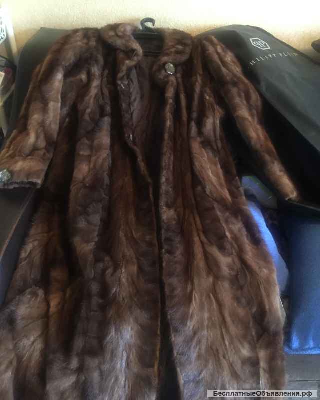 Шубу из лапок песца