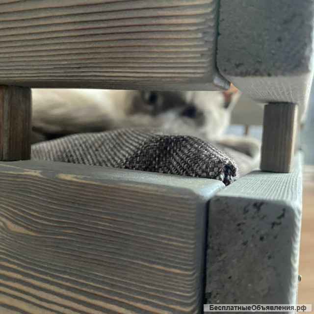 Лежанка в стиле лофт Barbaris для животных