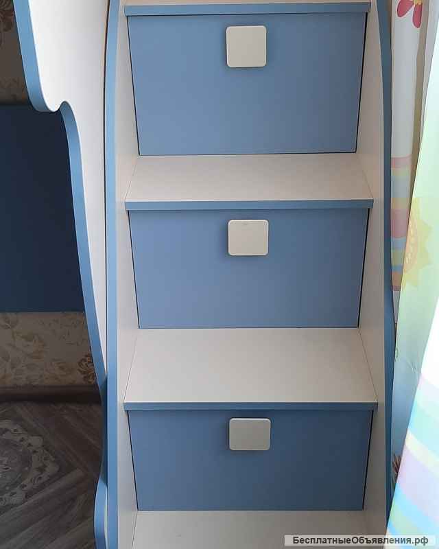 Кровать 2 ярус с лестницей и шкафом