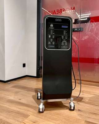 Аппарат гидропилинга Aqua Sonic Ami новый