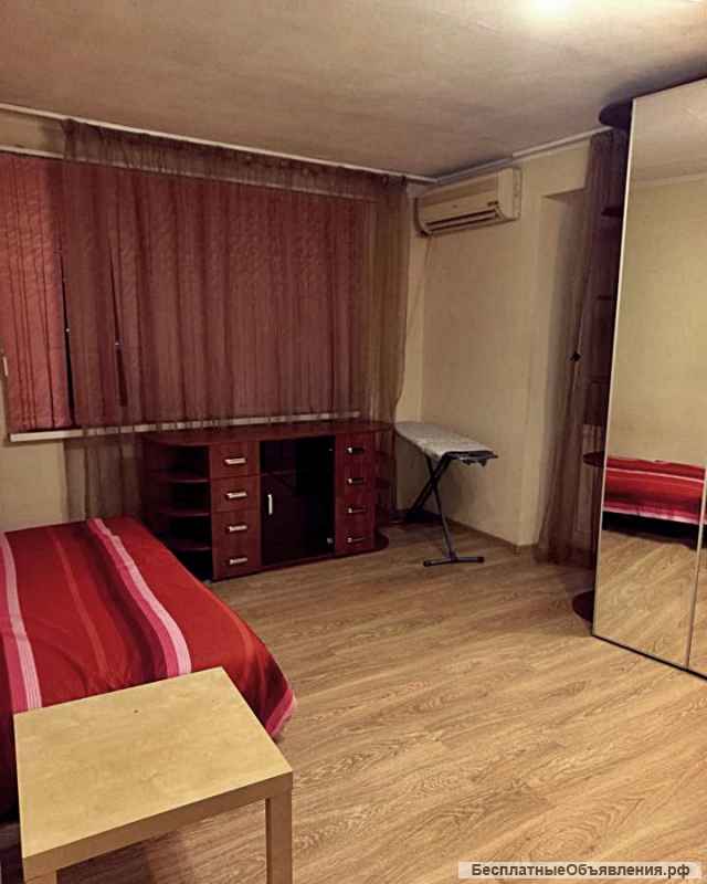 Сдаю 2к.кв. пр. Ленина 9/9кирп. 50м. ремонт