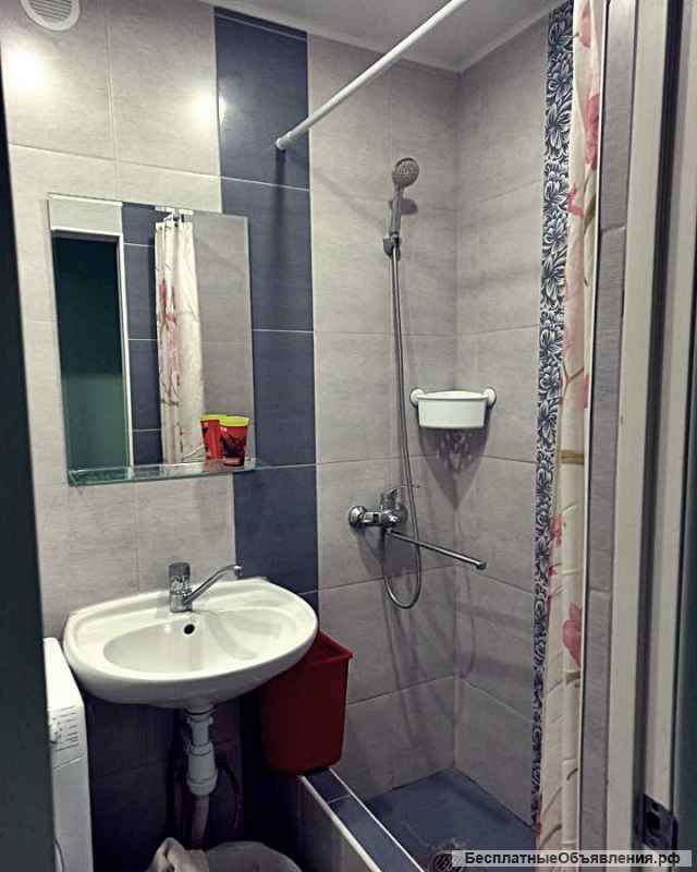 Сдаю 2к.кв. пр. Ленина 9/9кирп. 50м. ремонт