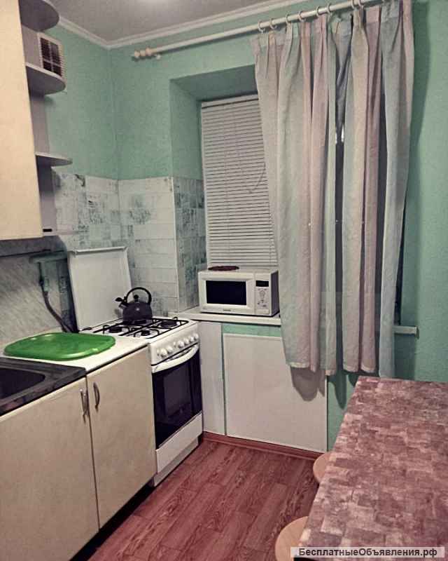 Сдаю 2к.кв. пр. Ленина 9/9кирп. 50м. ремонт