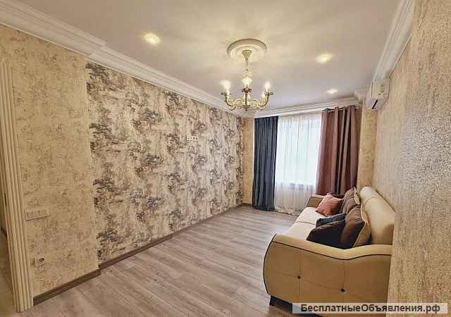 Сдаю 2к.кв. Комарова Бульвар 4/21кирп. 70м. ремонт