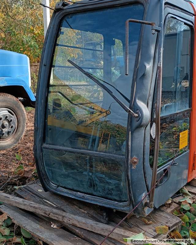 Кабина от экскаватора Hitachi zx 330/1