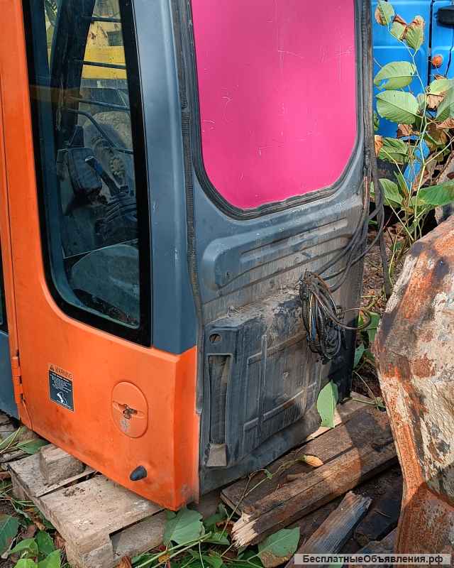 Кабина от экскаватора Hitachi zx 330/1