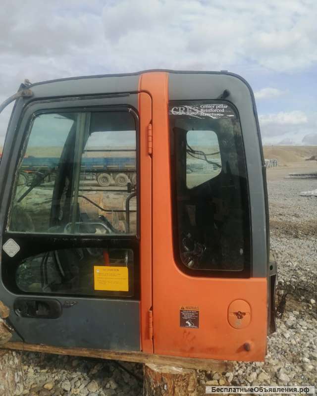 Кабина от экскаватора Hitachi zx (первой серии)