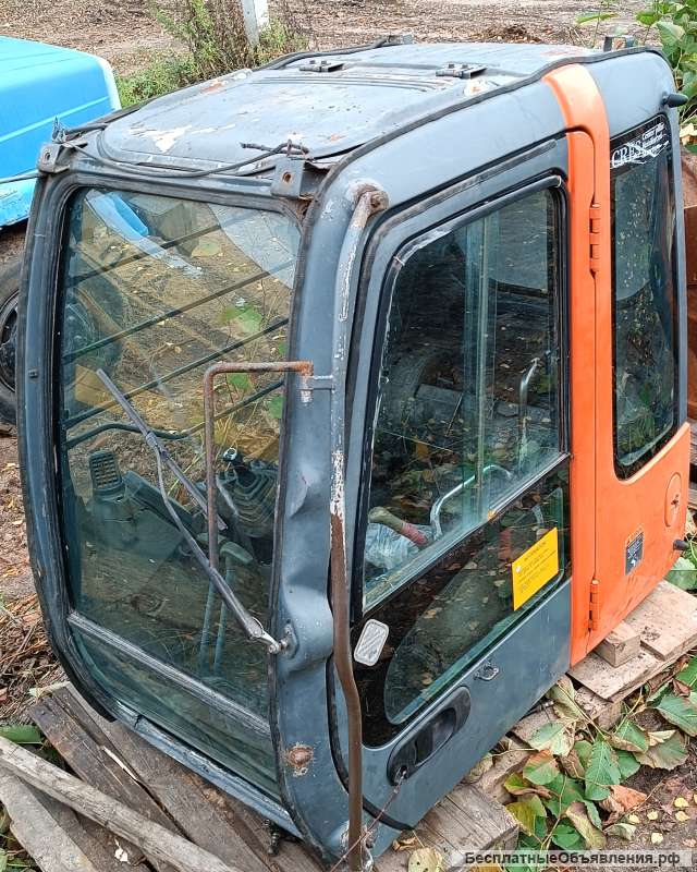 Кабина от экскаватора Hitachi zx (первой серии)