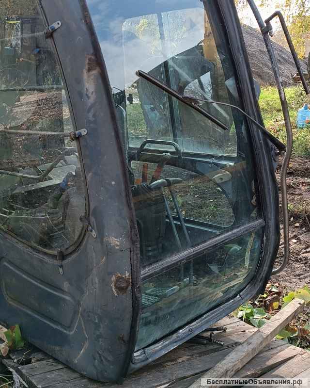 Кабина от экскаватора Hitachi zx (первой серии)