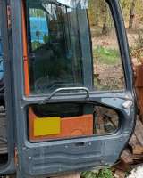 Кабина от экскаватора Hitachi zx (первой серии)