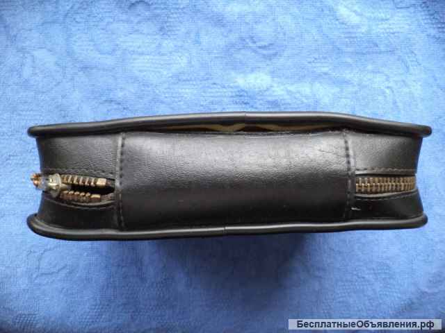 Футляр для бритвенного набора