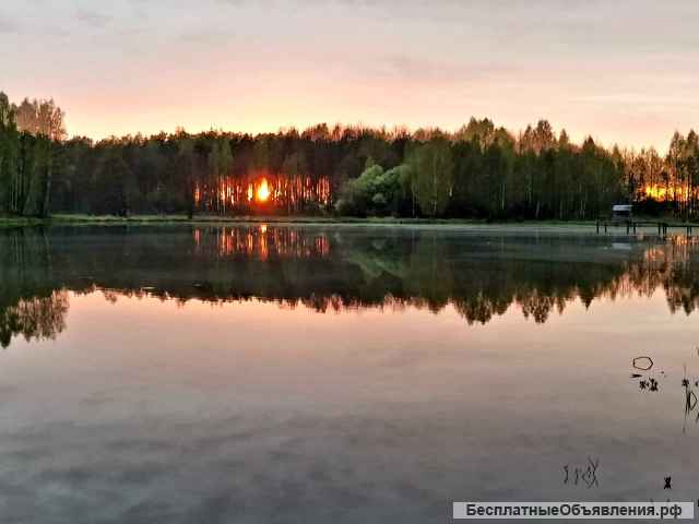 Усадьба на берегу живописного озера