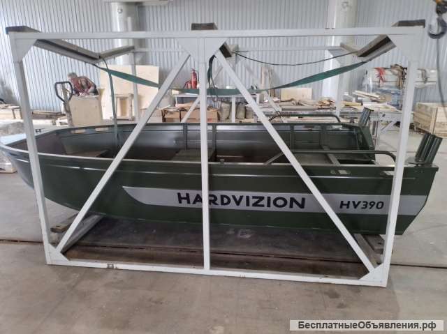 Лодку (катер) Hardvizion 390