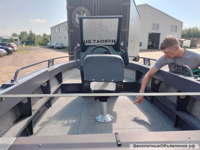 Лодку (катер) Hardvizion 500 Open