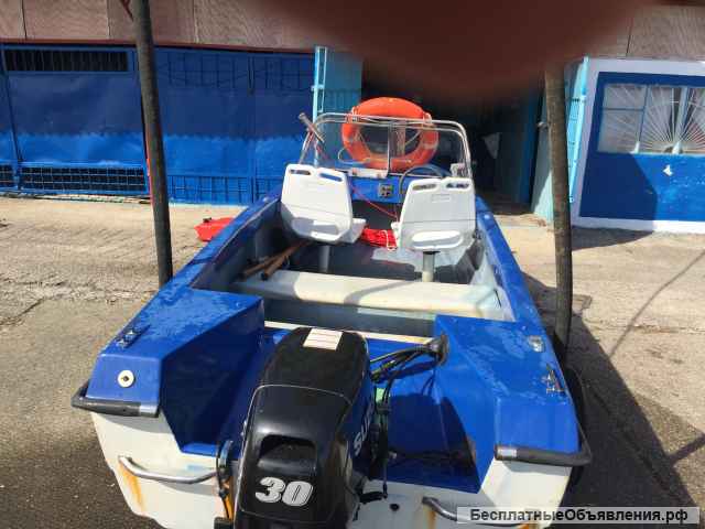 Тримаран из стеклопластика