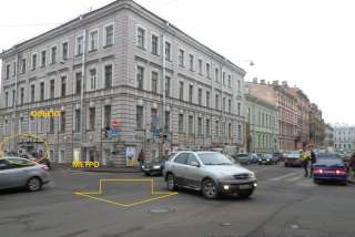 Сдам Универсальное пом-ние, м. Владимирская 68 м²