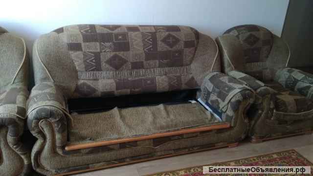 Диван и два кресла