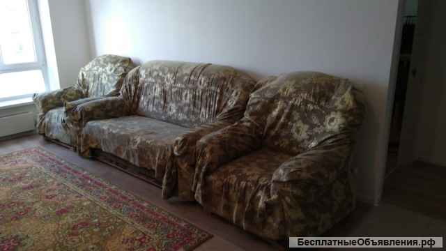 Диван и два кресла
