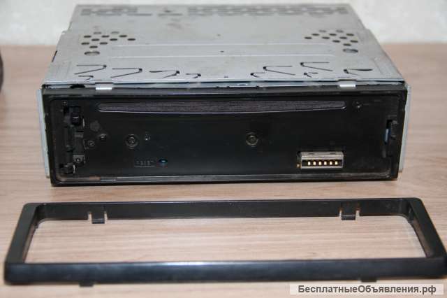 Магнитола Sony CDX-R3300