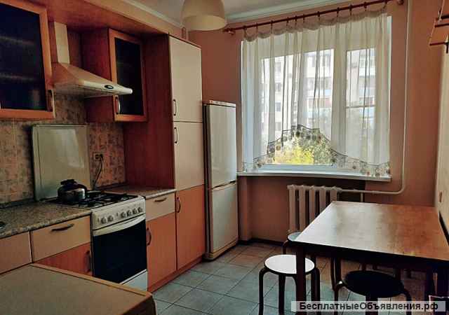 Сдаю 2к.кв. ул. Орбитальная 4/10кирп. 50м. ремонт