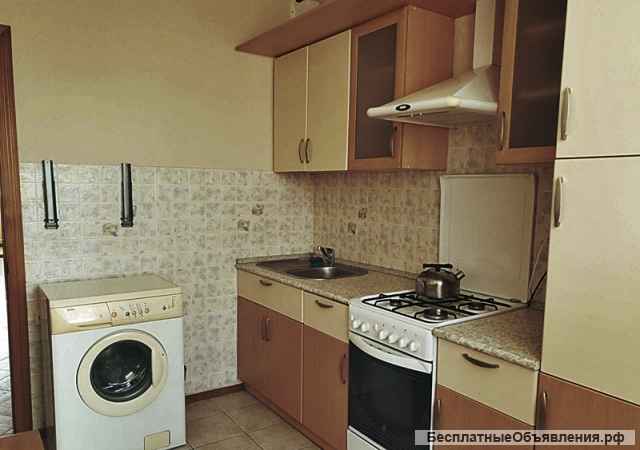 Сдаю 2к.кв. ул. Орбитальная 4/10кирп. 50м. ремонт