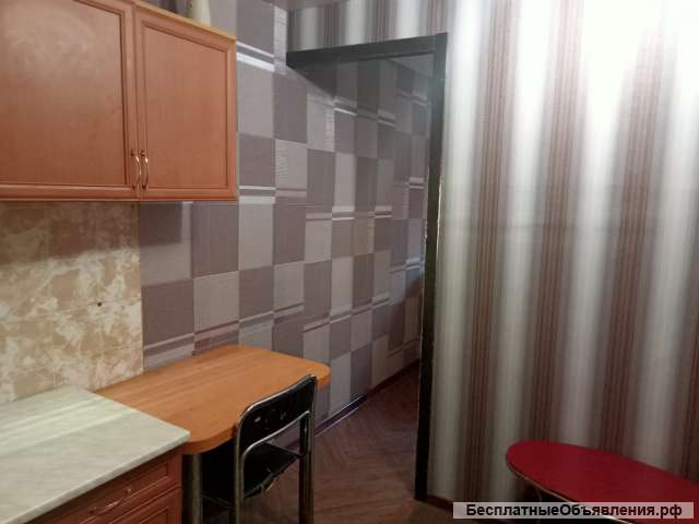 Сдам на длительный срок комнату с кухней в общежитии