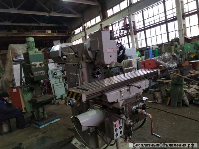 Универсальный фрезерный станок с балочным приводом FWF 32 J