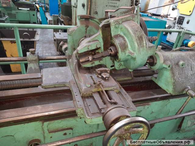 Шлицефрезерный станок 5Б10