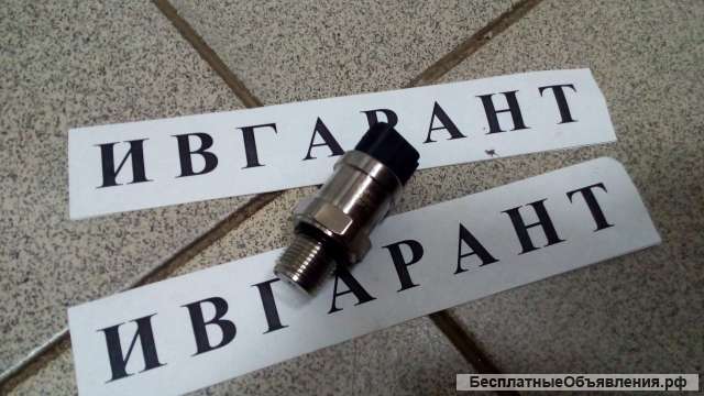 4248773 Датчик давления HITACHI 4248773