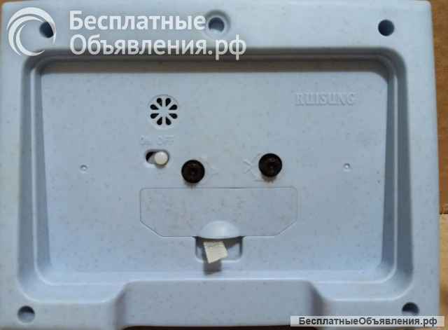 Часы настольные Космос 932, будильник, кварцевые