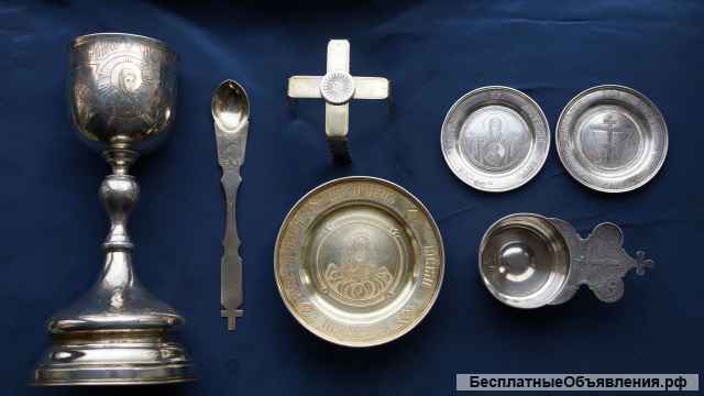Старинный Евхаристический набор из семи предметов: серебро "84". Россия, XIX век.