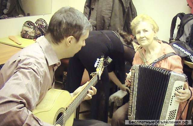 Я музыкант выступаю на разных площадках города