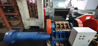 Дробилка для измельчения пластика с предварительной отмывкой