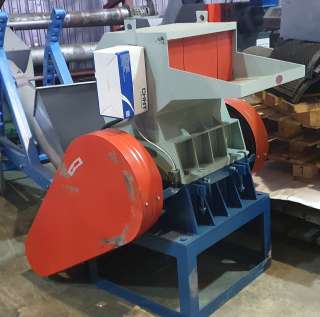 Дробилка измельчитель большенства видов пластика