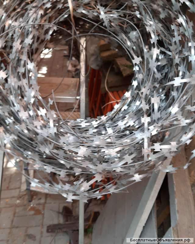Колючую проволоку