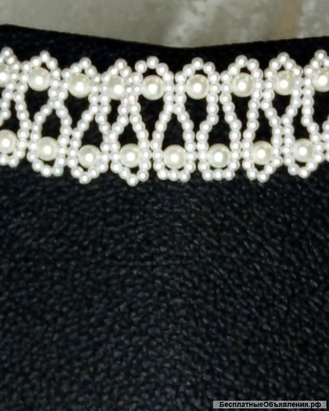 Чокер белый бисерный